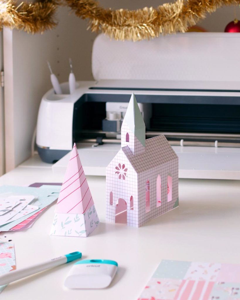 Poblado navideño hecho con papel con Cricut Maker por Sami Garra